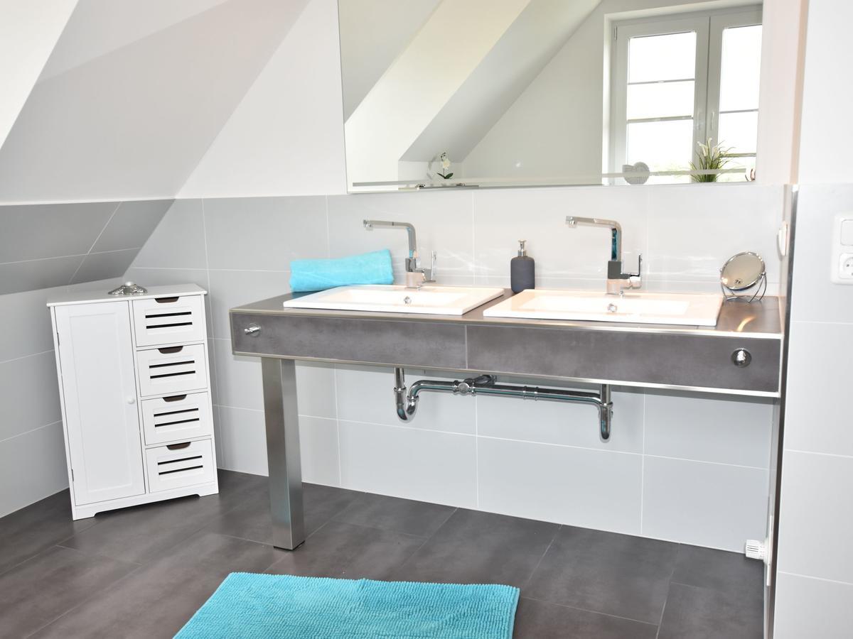 Cozy Holiday Home In Gross Schwansee With Sauna Buitenkant foto